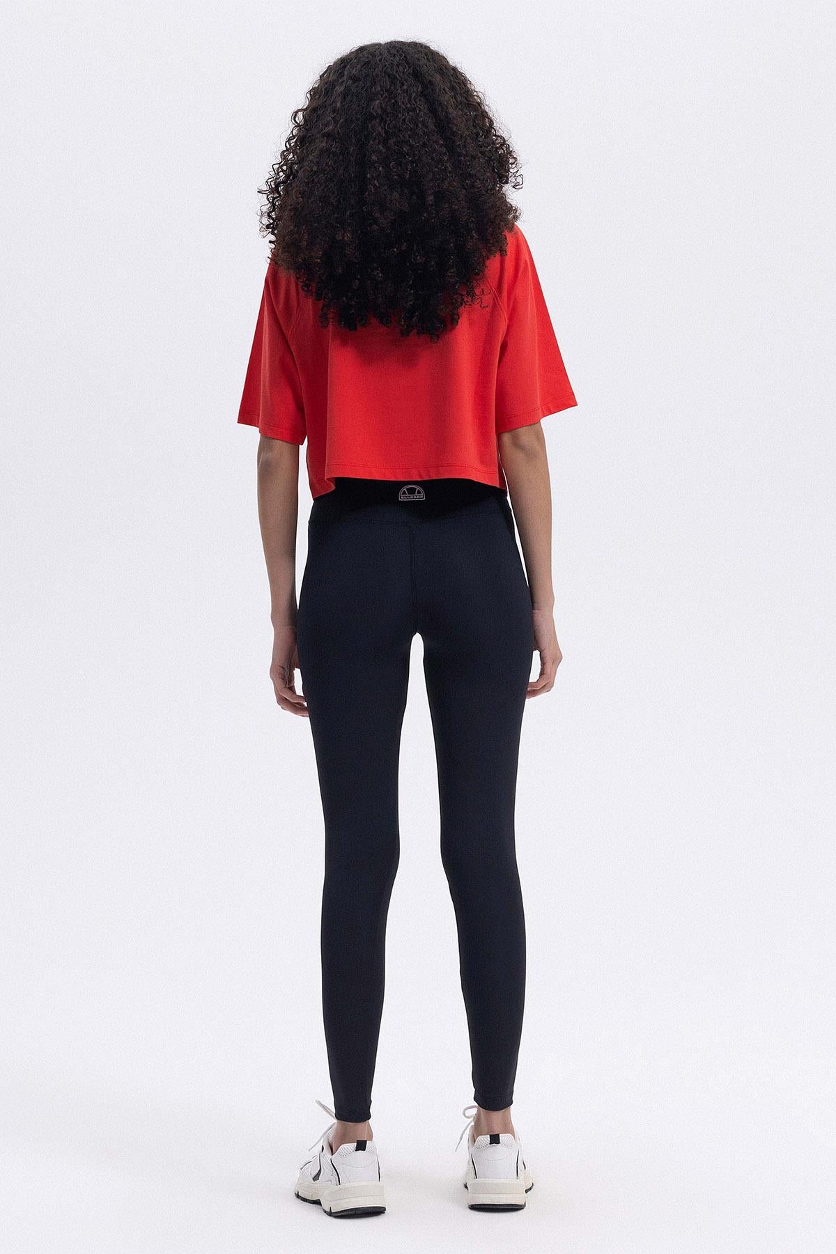 Ellesse Kadın Tişört EF443-RD
