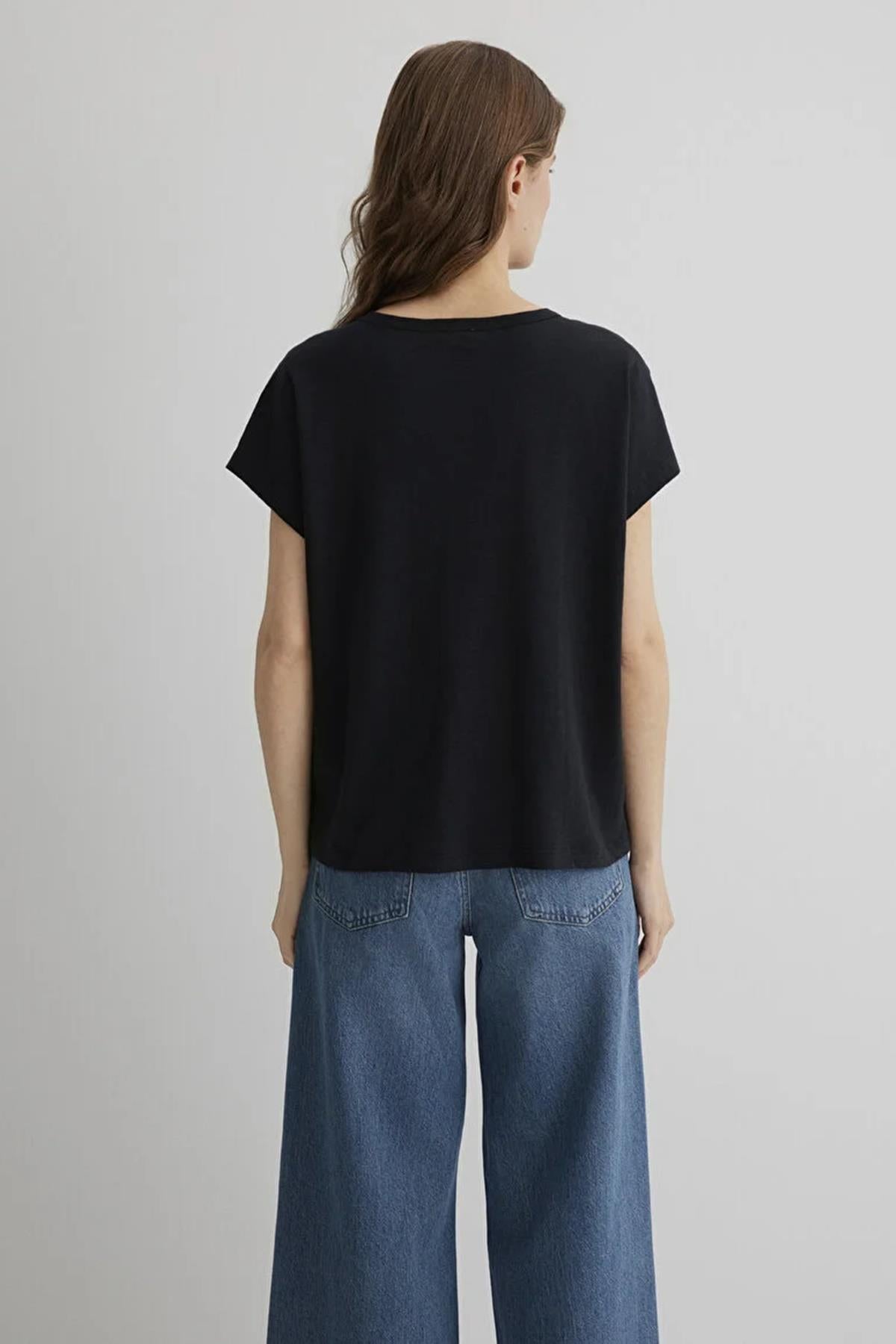 Mavi Basic Kadın Tişört M1612380-9