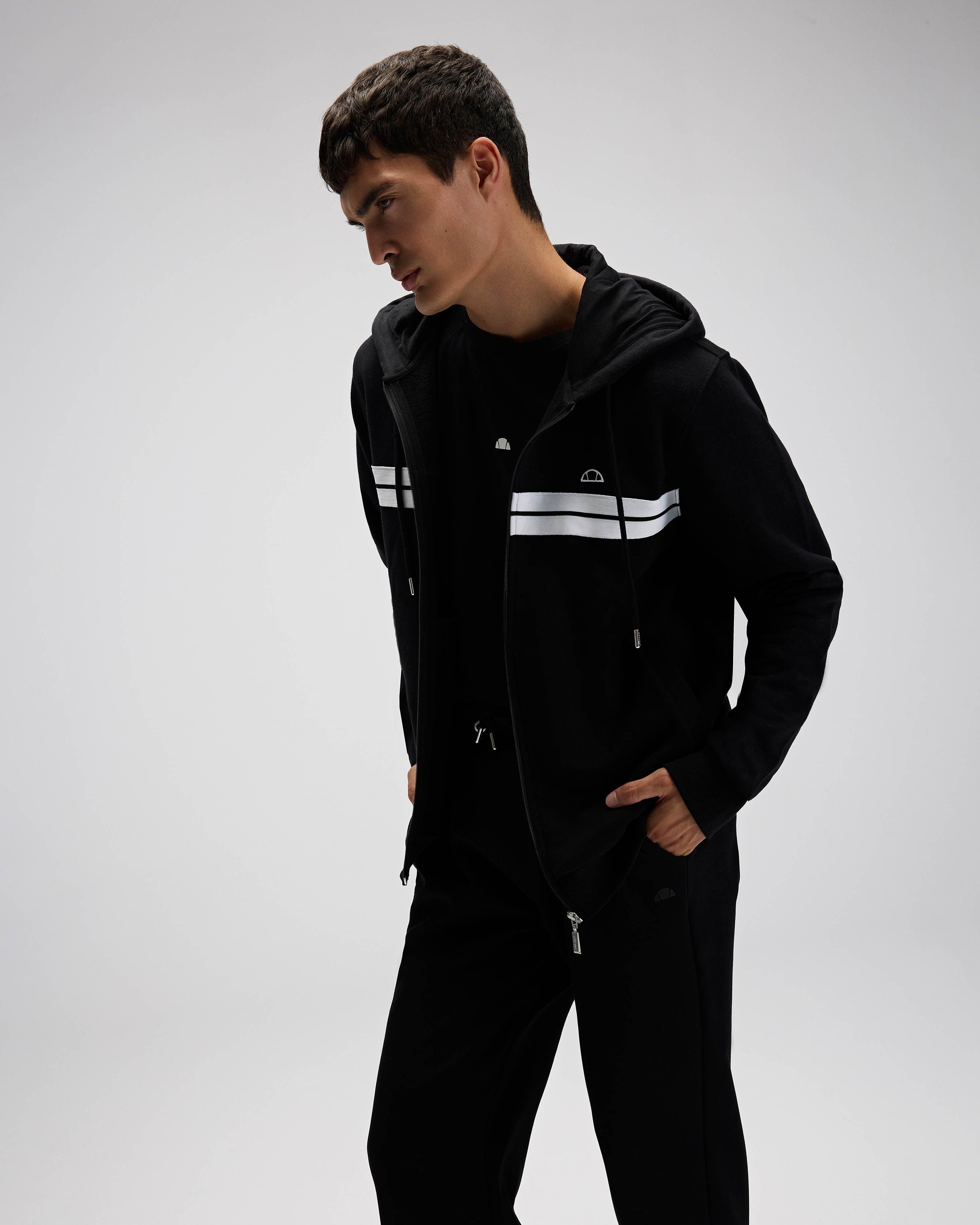 Ellesse Erkek Kapüşonlu Sweatshirt Em617-Bk