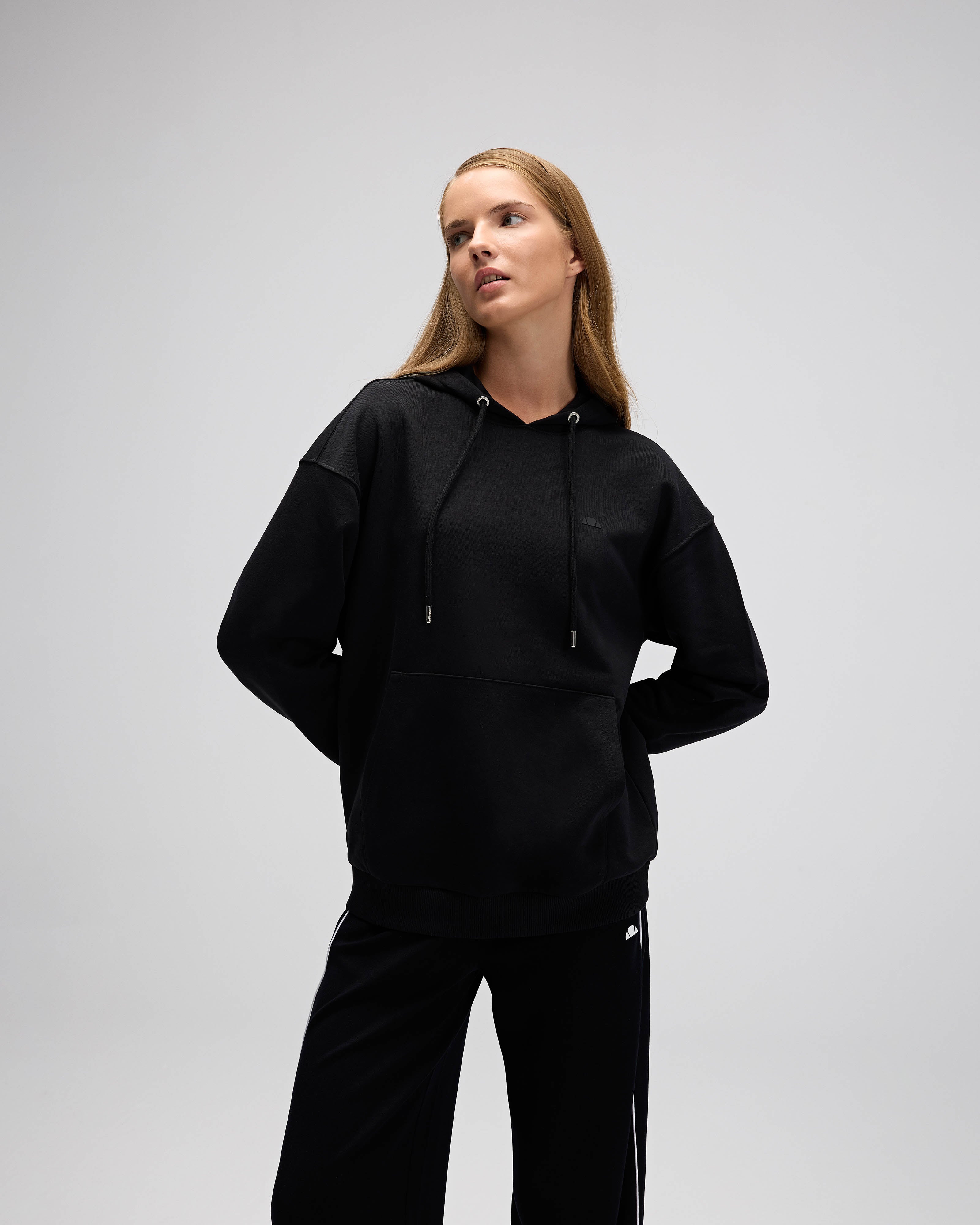 Ellesse Kadın Kapüşonlu Sweatshirt Ef526-Bk
