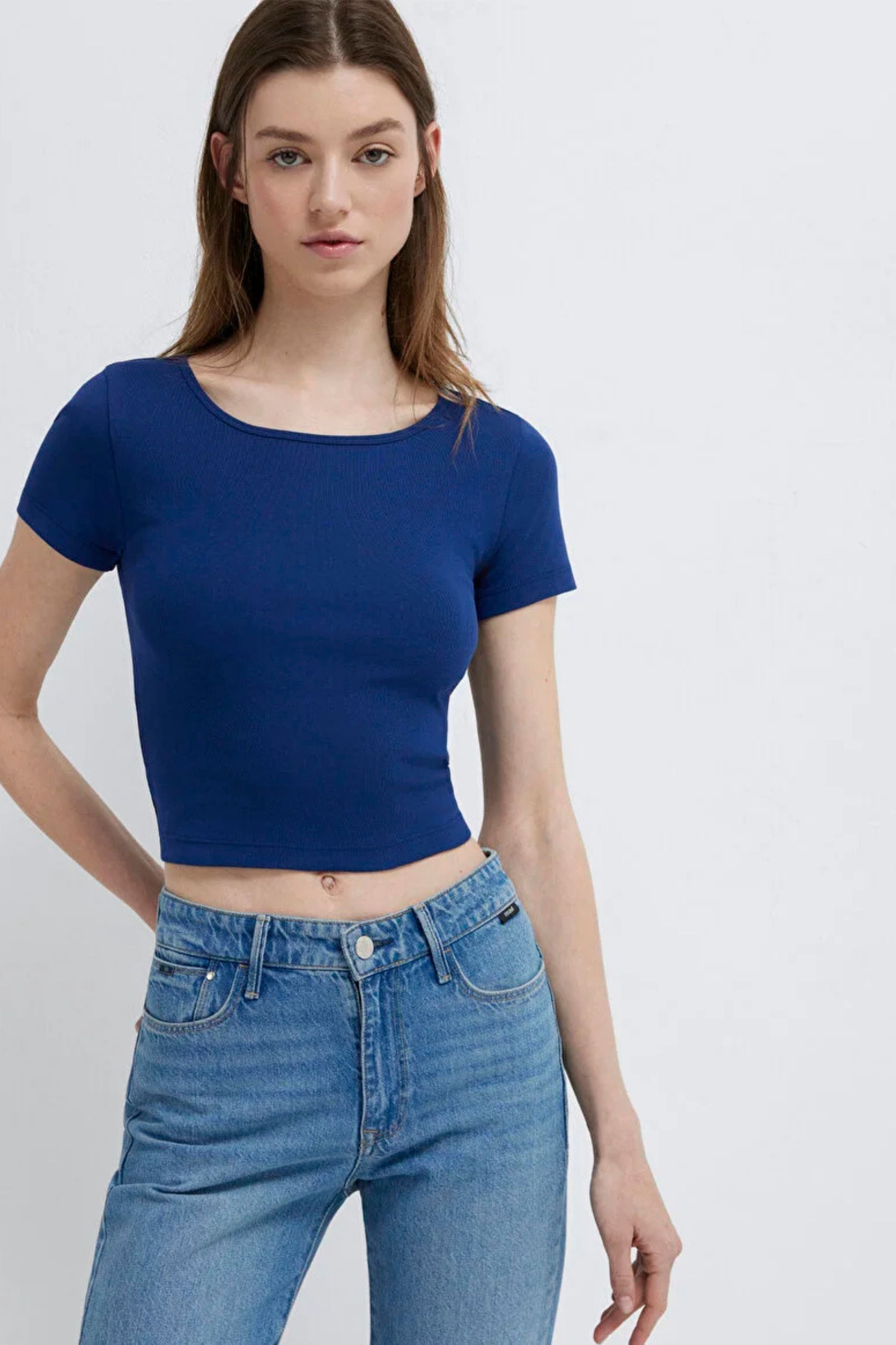 Mavi Yuvarlak Yaka Crop Basic Koyu Saks Mavi Kadın Tişört M1612374-70722