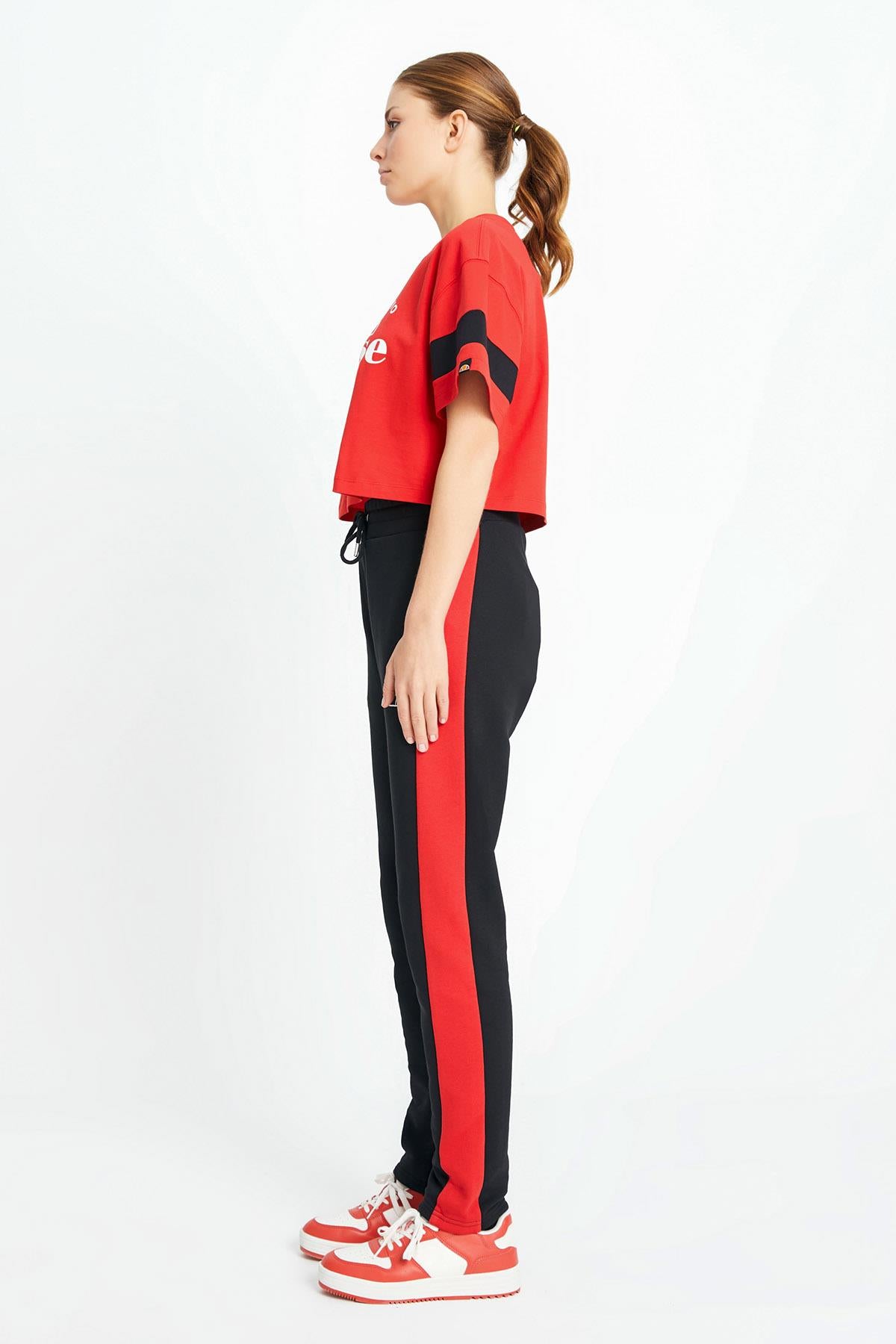 Ellesse Kadın Tişört EF143-RD