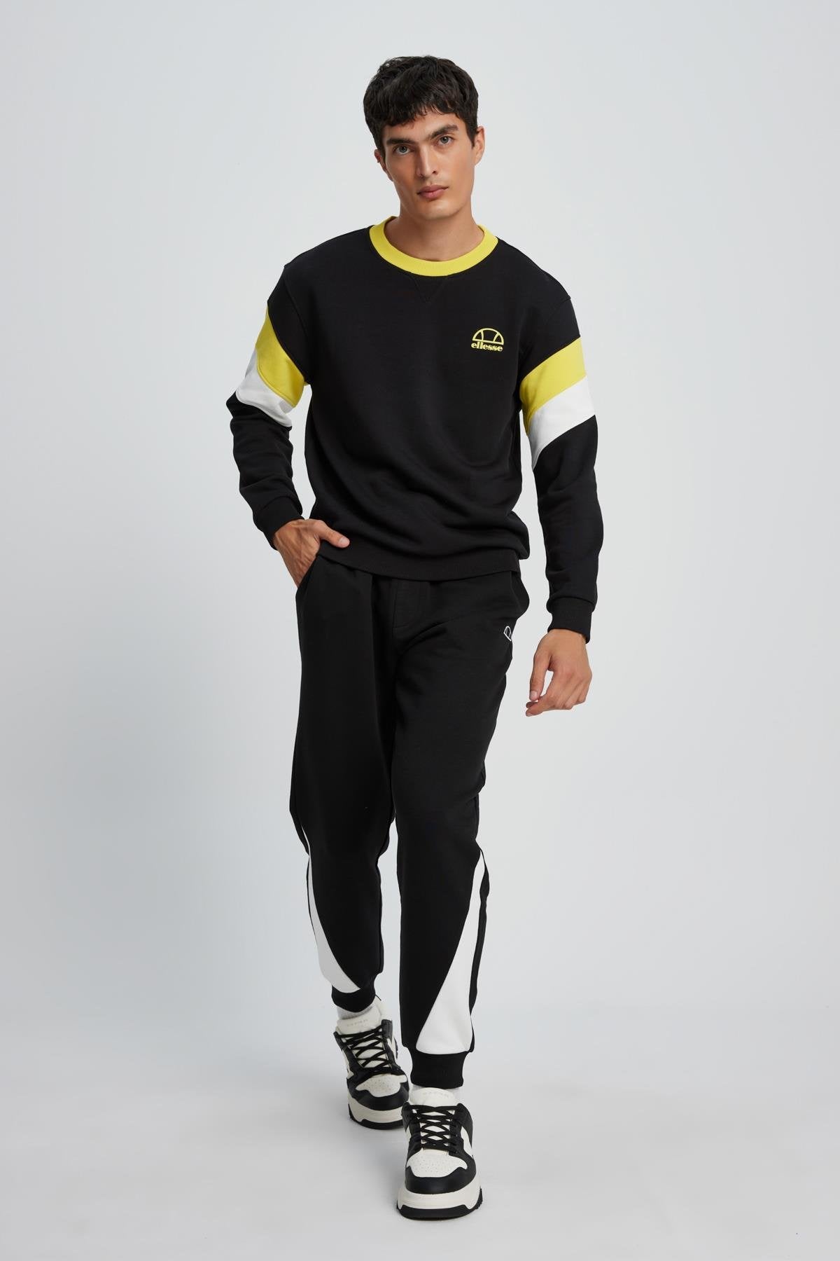 Ellesse Erkek Sweatshirt EM082-BK
