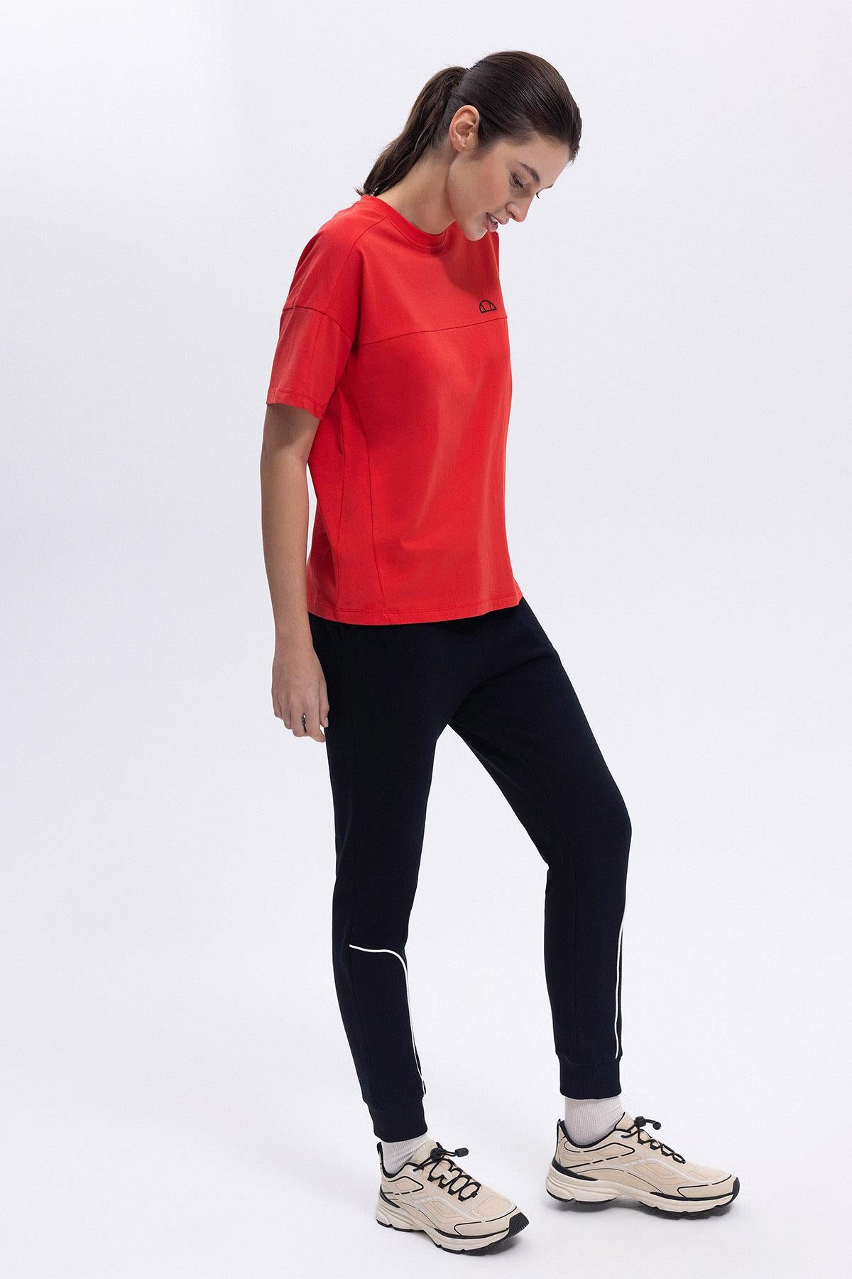 Ellesse Kadın Tişört EF394-RD