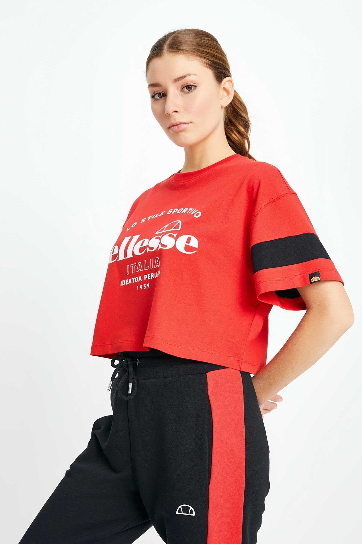 Ellesse Kadın Tişört EF143-RD