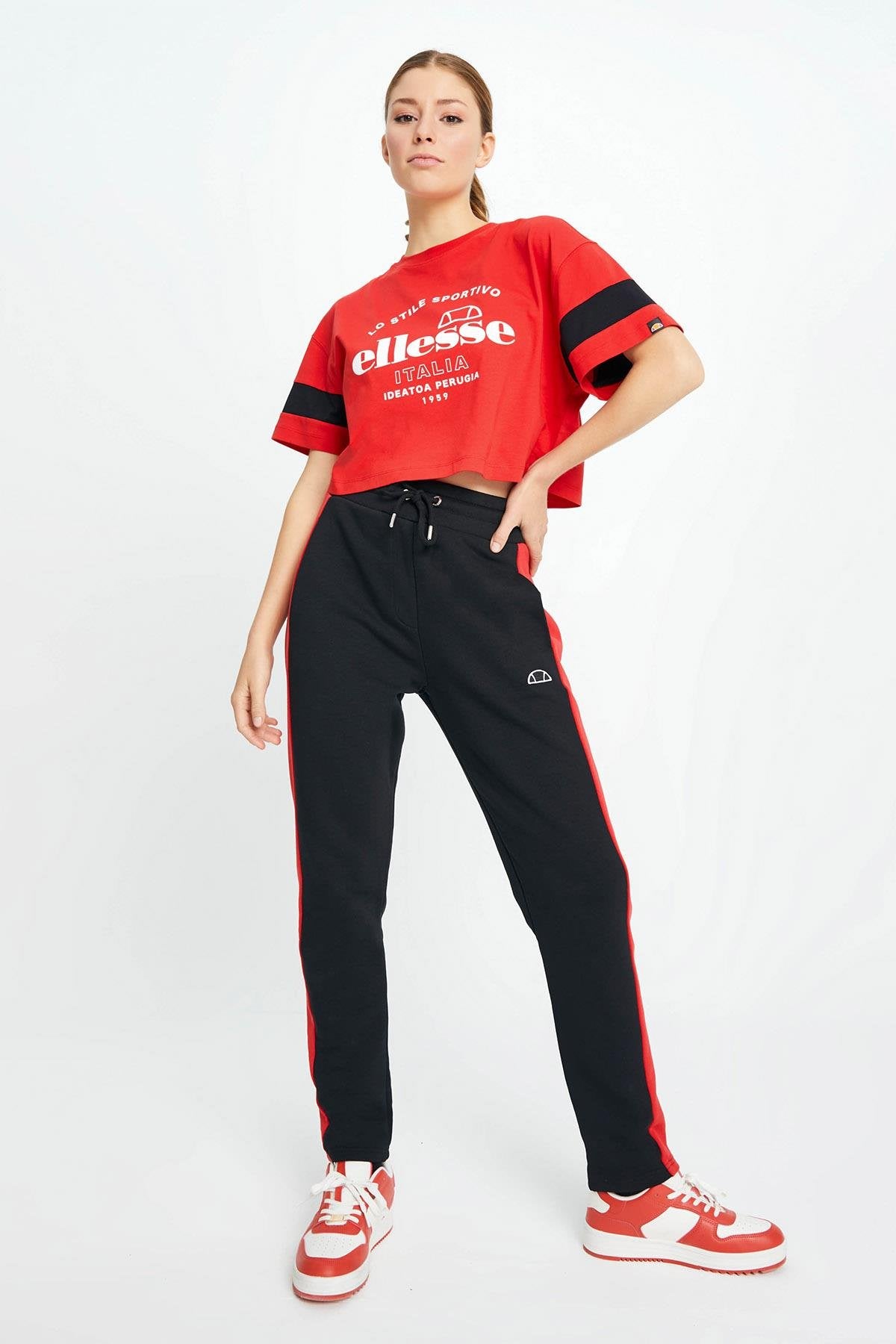 Ellesse Kadın Tişört EF143-RD