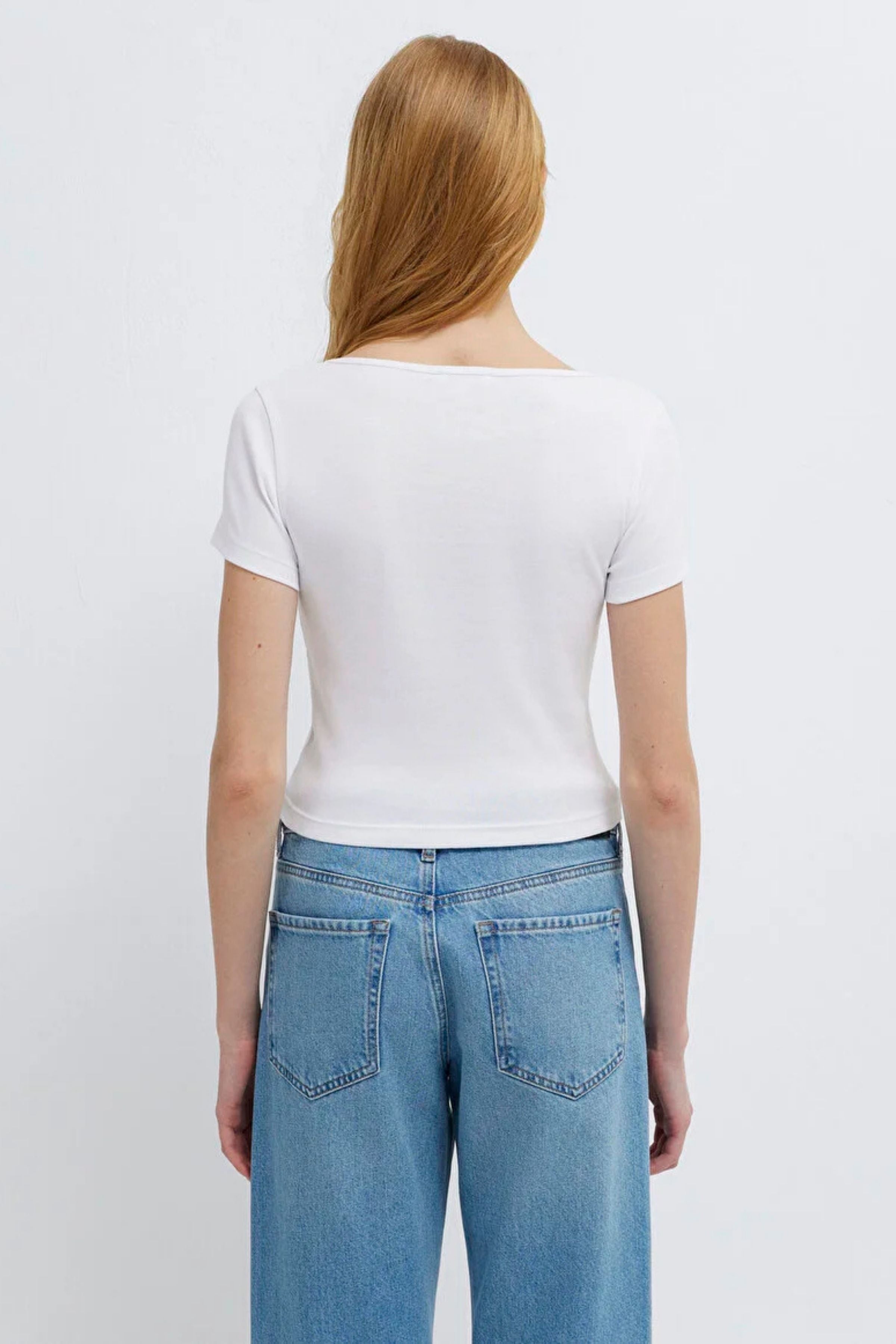 Mavi Yuvarlak Yaka Crop Basic Beyaz Kadın Tişört M1612374-620
