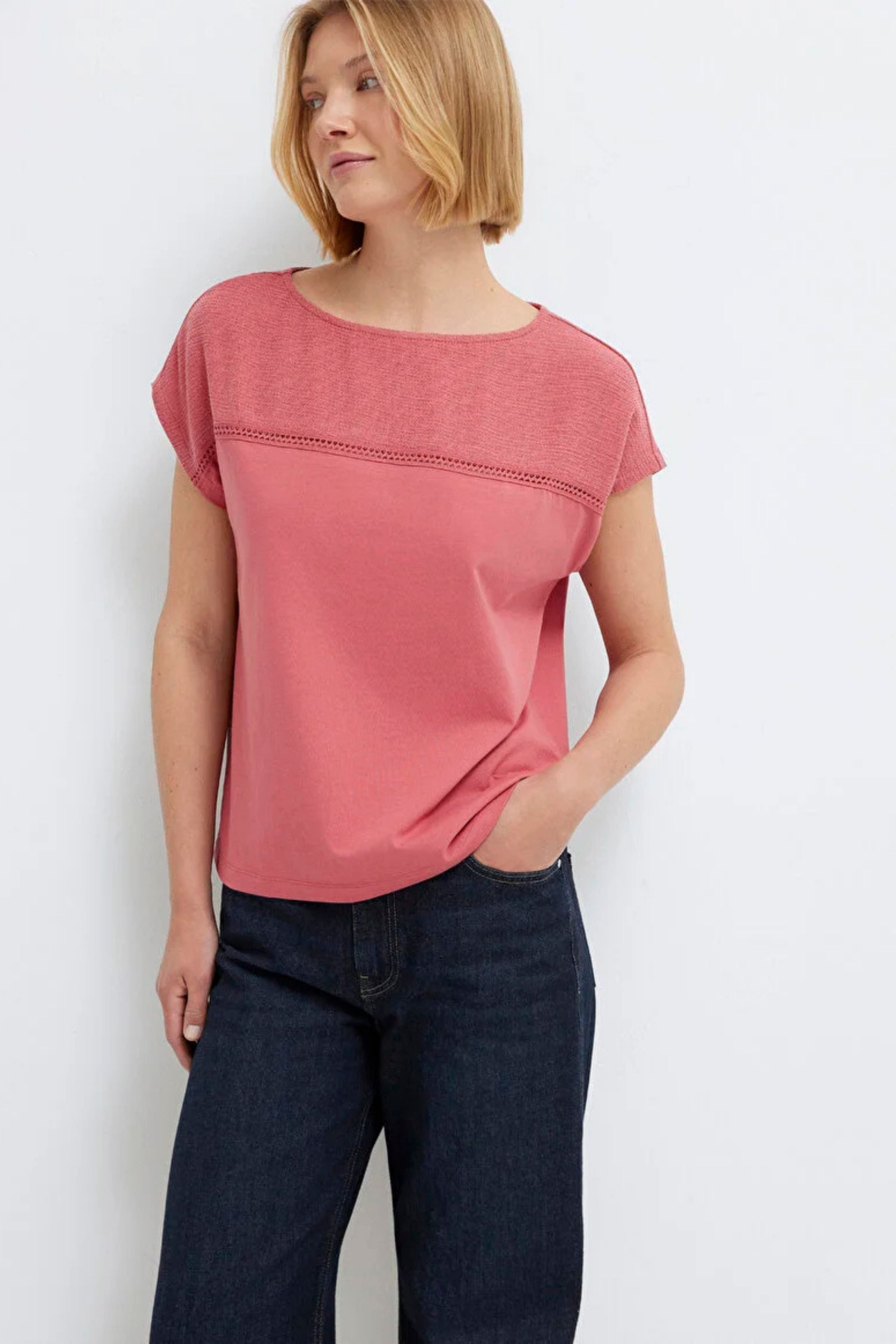 Mavi Kısa Kollu Modelli Mineral Red Kadın Tişört M1613969-70397