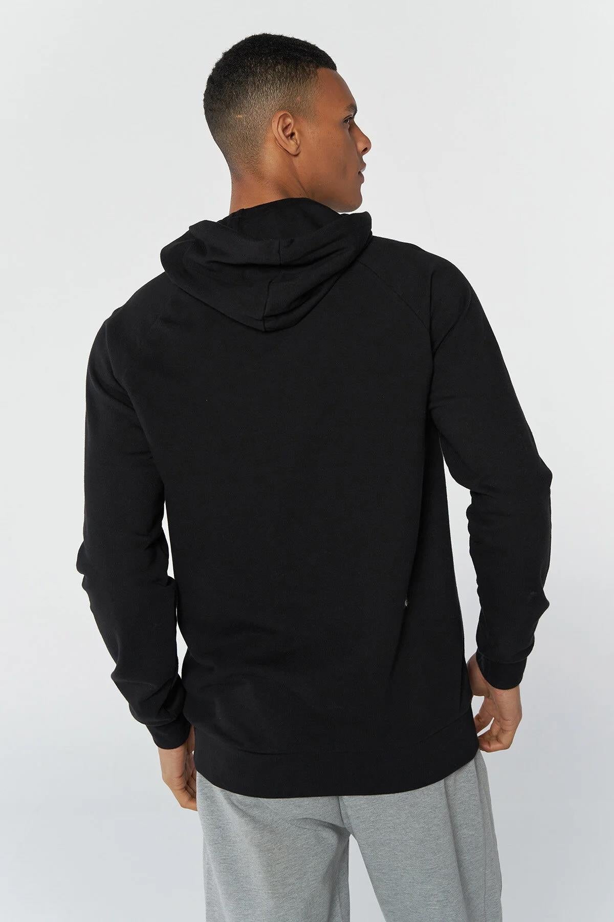 Hummel T-İsam 2.0 Erkek Sweat 921556-2001