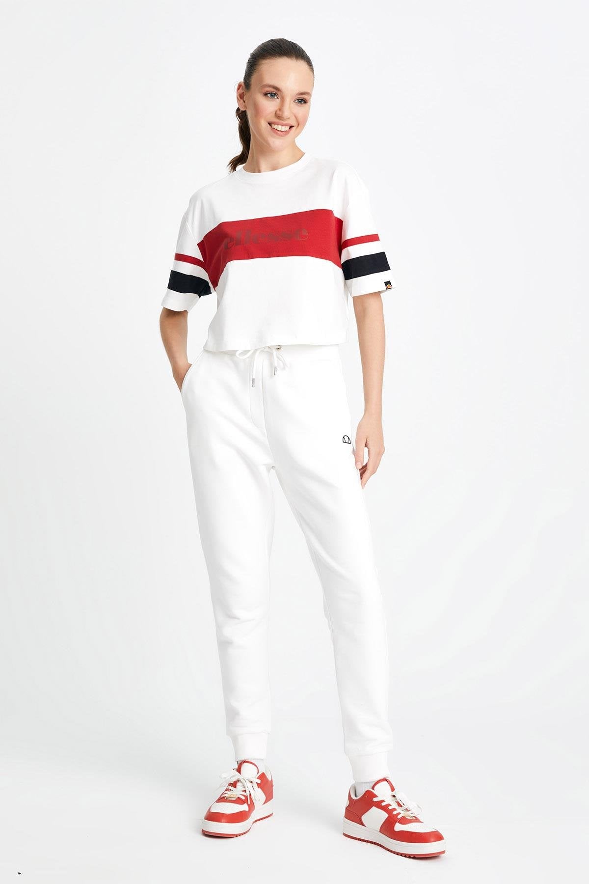 Ellesse Kadın Tişört EF102-OF
