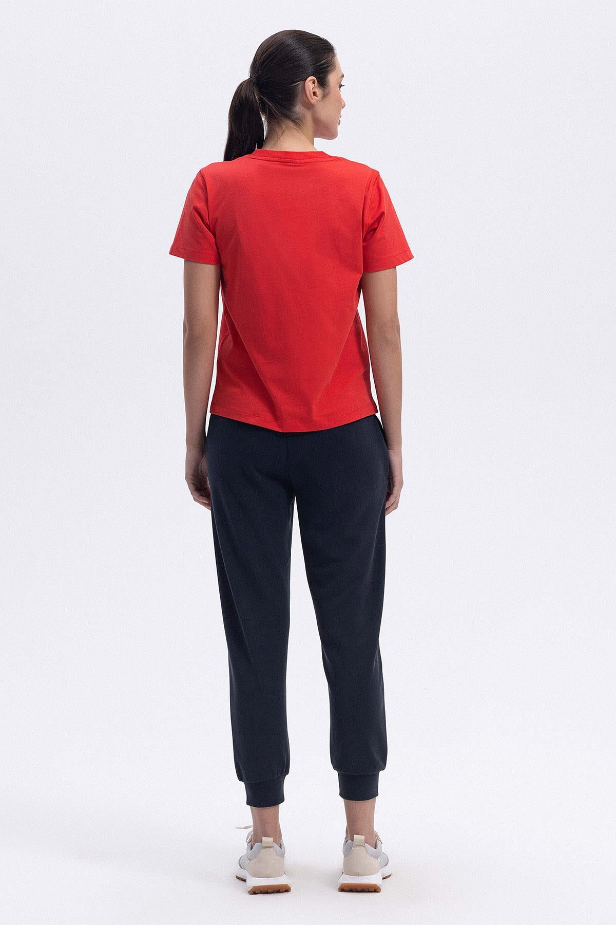 Ellesse Kadın Tişört EF444-RD
