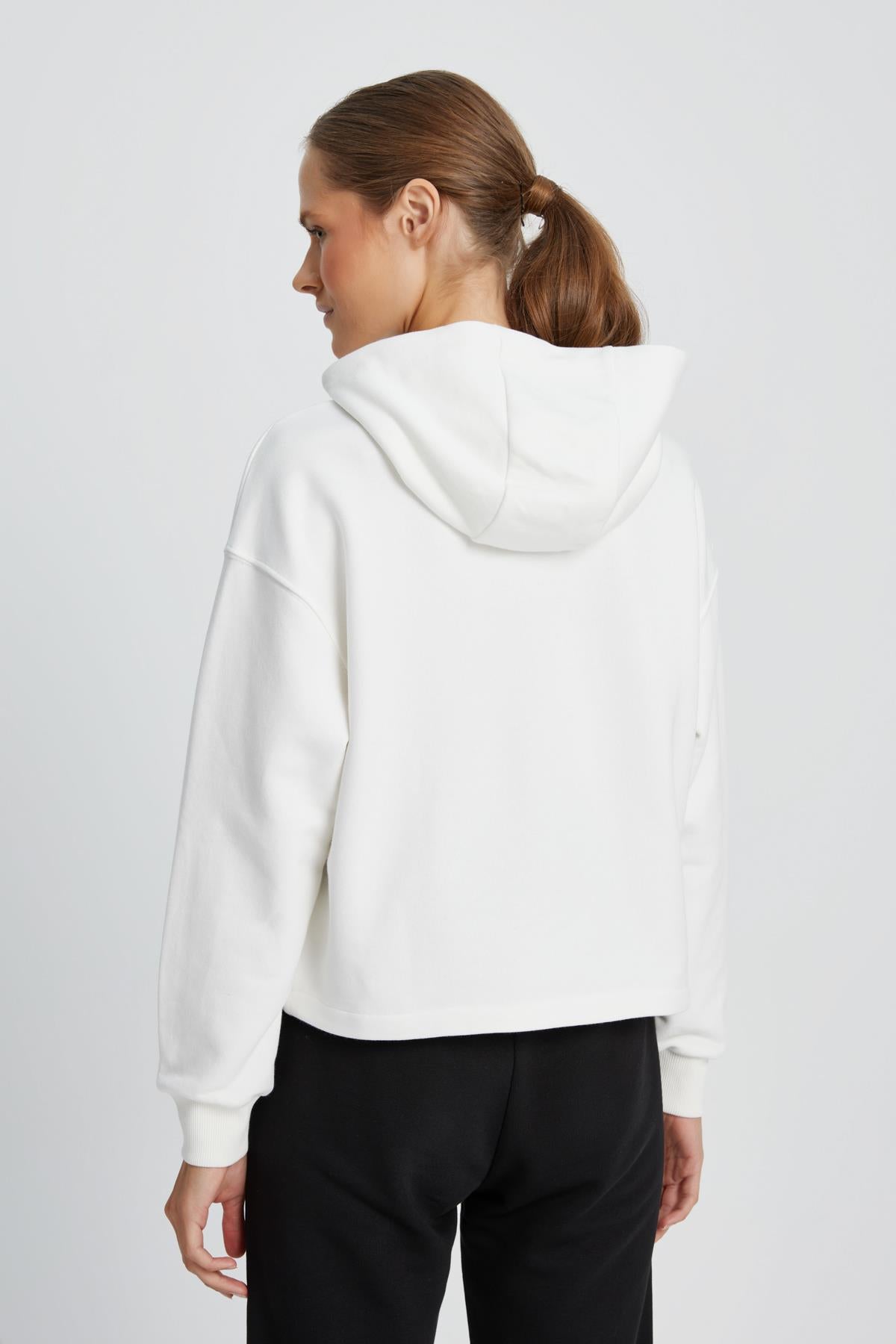 Ellesse Kadın Kapüşonlu Sweatshirt EF037-ECR