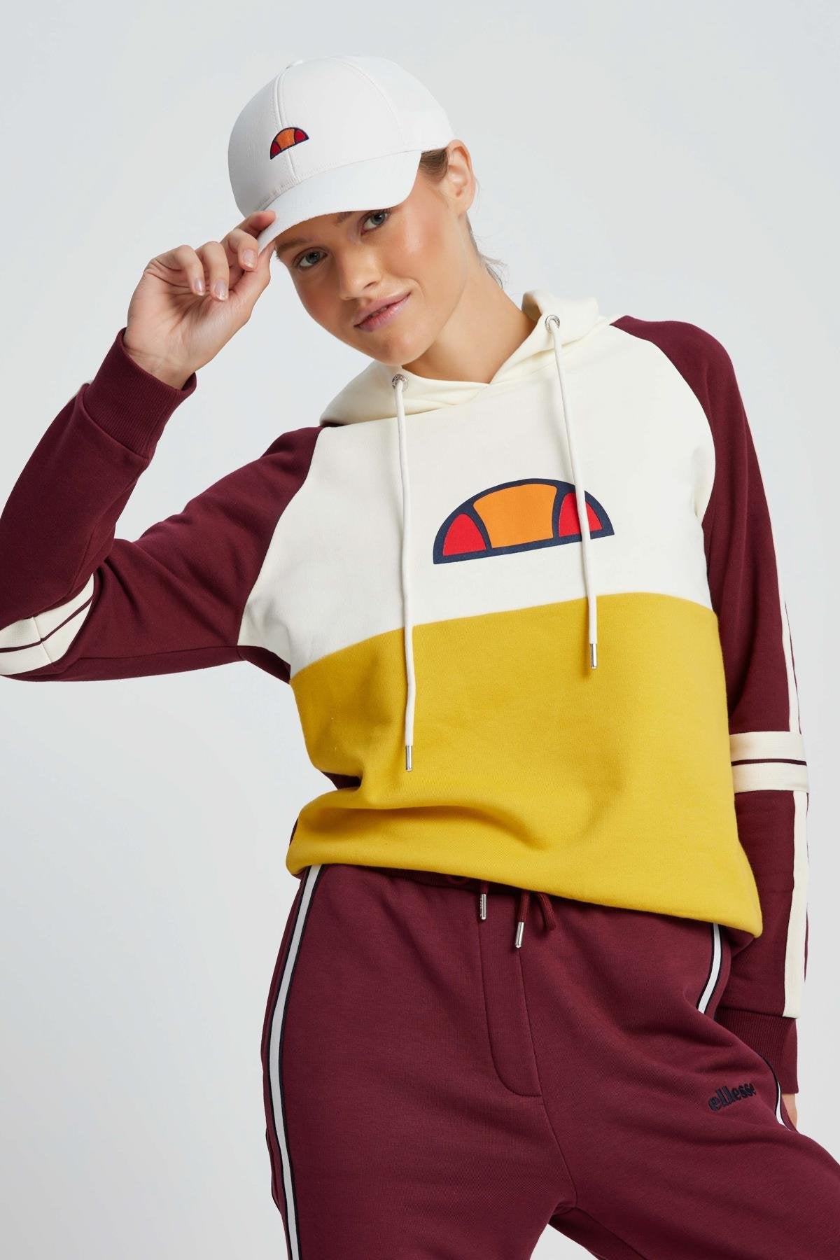 Ellesse Kadın Kapüşonlu Sweatshirt EF082-YL