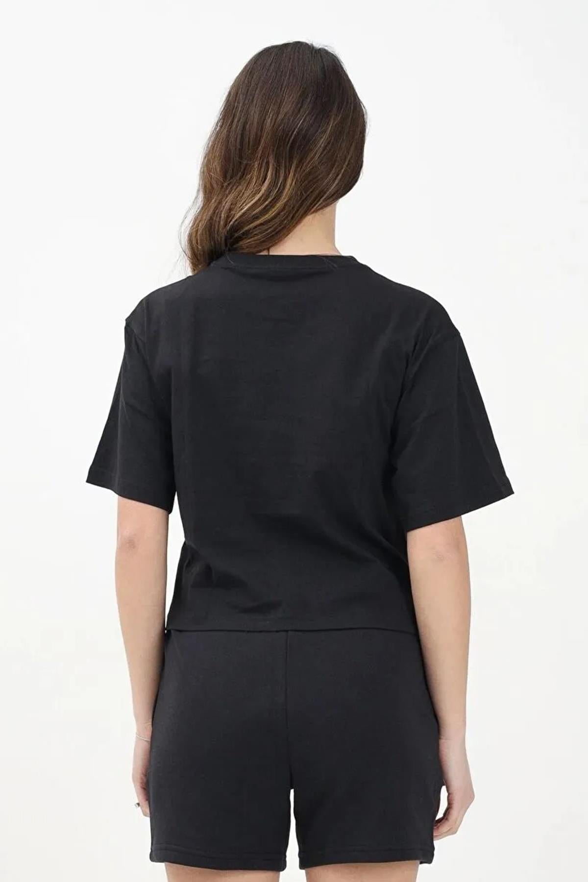 Puma Ess Cropped Kadın Tişört 68497201